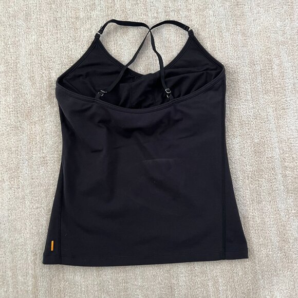 Lucy Black Fitted Backless Camisole - Picture 4 of 9